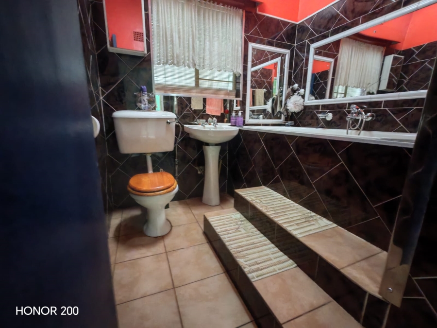 3 Bedroom Property for Sale in Vaalpark Free State
